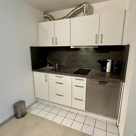 Komplette Mit Eigenem Zugang