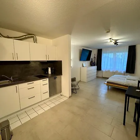 Komplette Mit Eigenem Zugang Apartment Wolfenbuettel