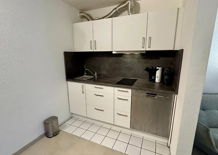 Komplette Mit Eigenem Zugang