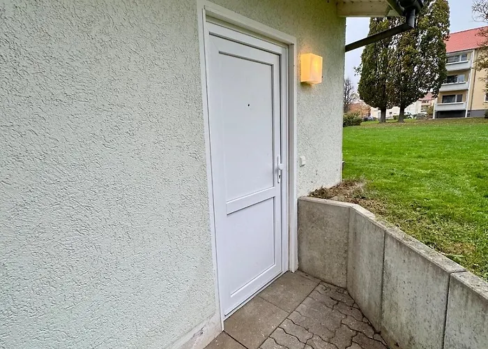 Komplette Mit Eigenem Zugang Apartman *